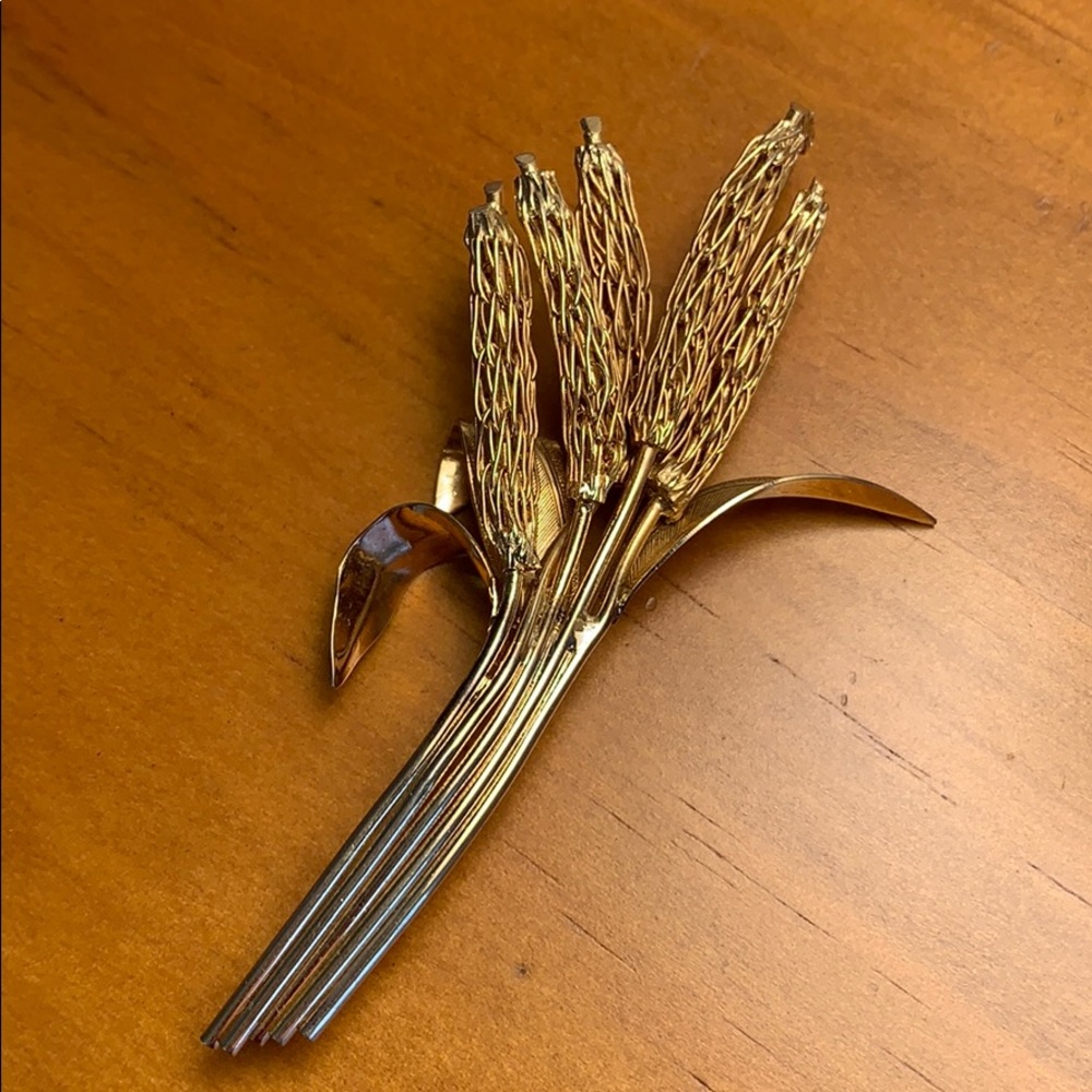 Corocraft Cattail Wheat Sheafs Brooch Pin Vintage Gold Tone Textured Signed